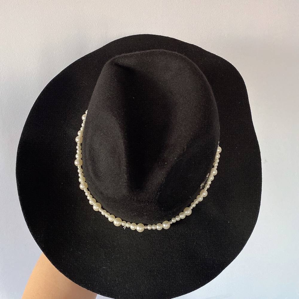M Hats🎩 - Picture 4 of 5